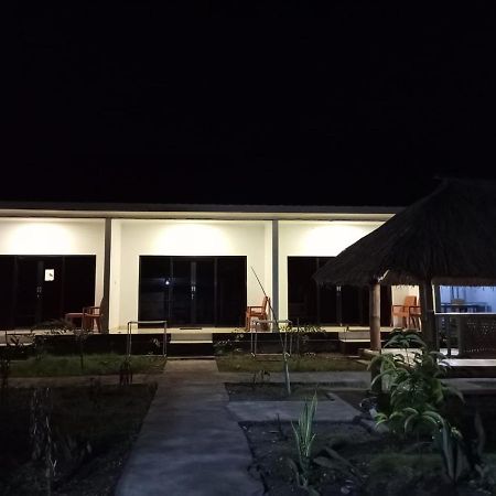 Simpang Hostel Kuta  Exterior photo